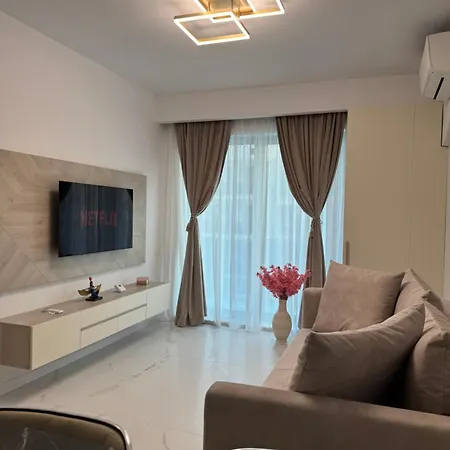 Kaia Wave Mamaia Nord