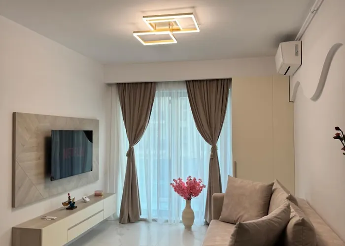 Kaia Wave Mamaia Nord 公寓 那沃达利