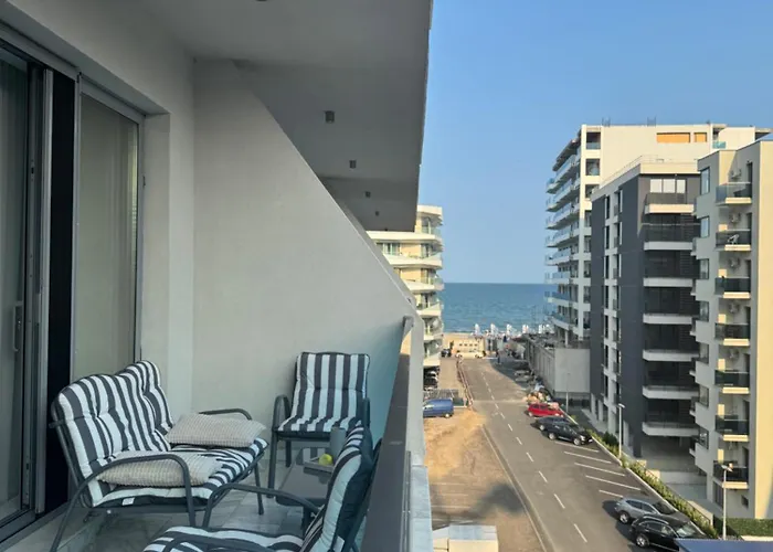 Kaia Wave Mamaia Nord 公寓 那沃达利